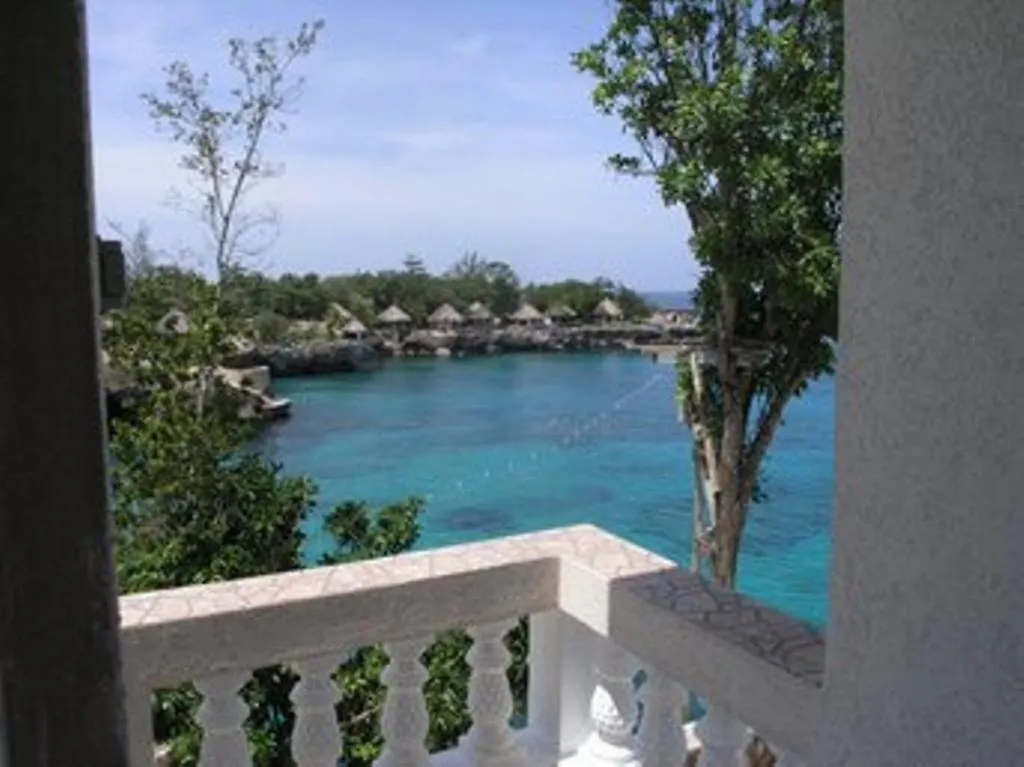 Alvynegril Guest House 2*, Negril